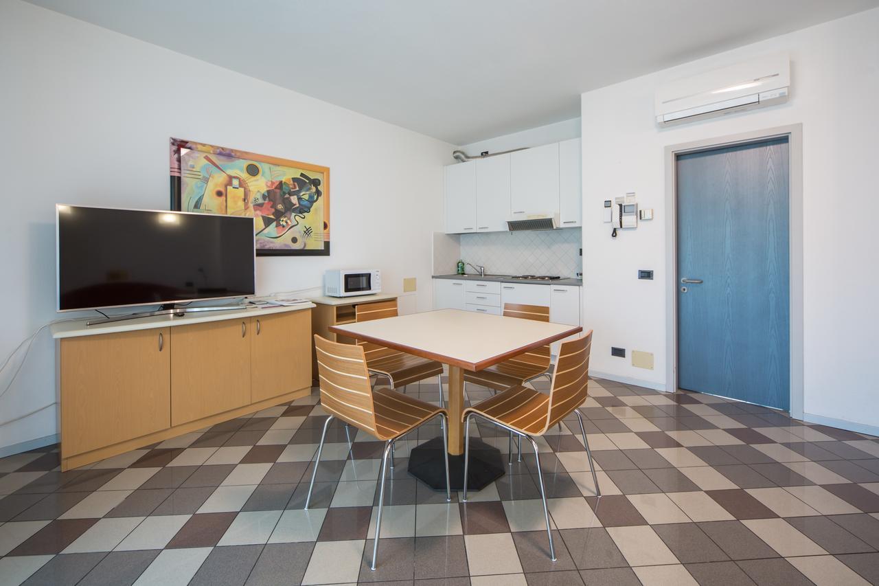 Piazzi House Aparthotel Sondrio Kültér fotó