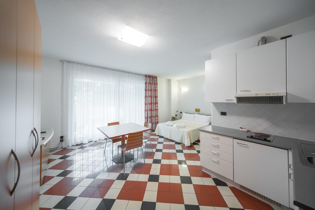 Piazzi House Aparthotel Sondrio Kültér fotó