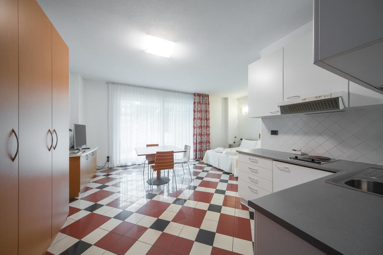 Piazzi House Aparthotel Sondrio Kültér fotó