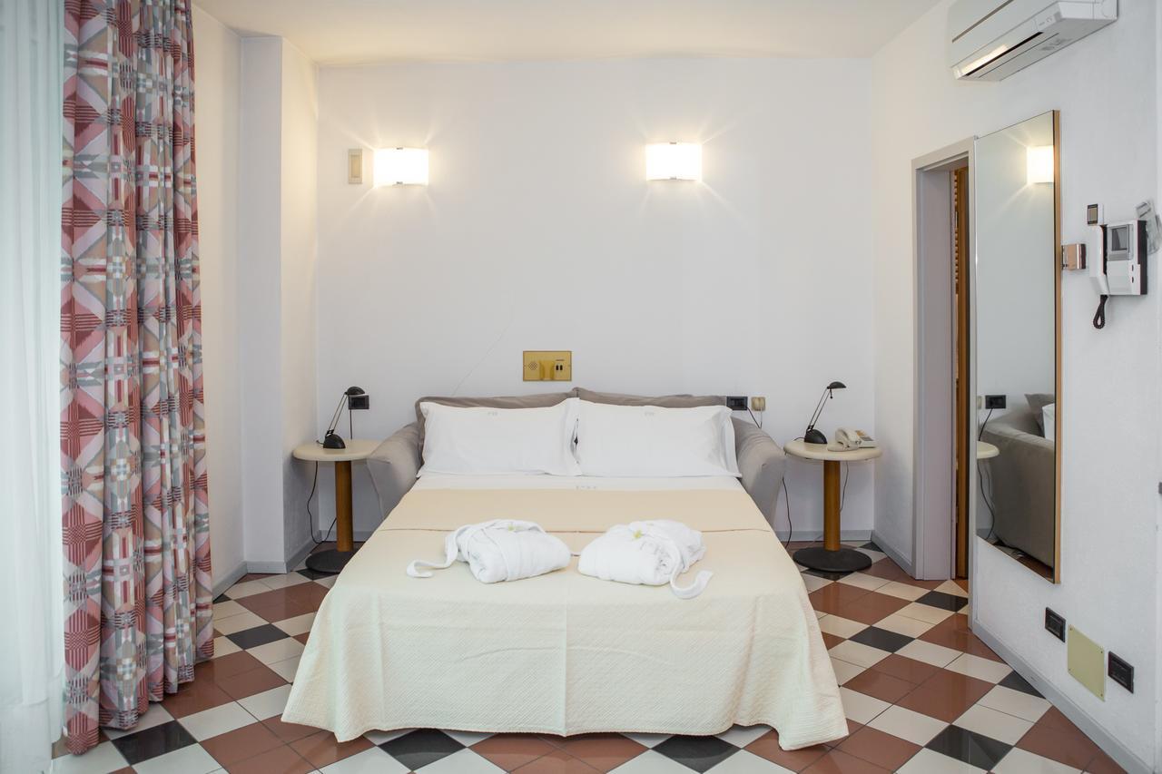 Piazzi House Aparthotel Sondrio Kültér fotó
