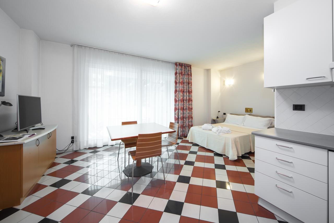 Piazzi House Aparthotel Sondrio Kültér fotó