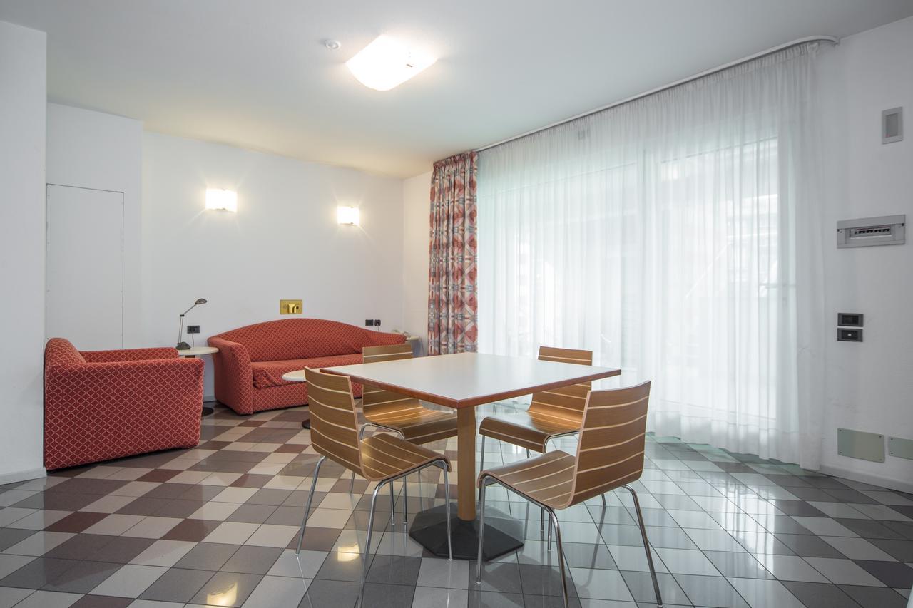 Piazzi House Aparthotel Sondrio Kültér fotó