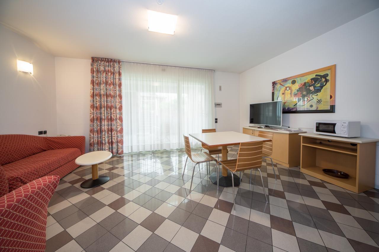 Piazzi House Aparthotel Sondrio Kültér fotó